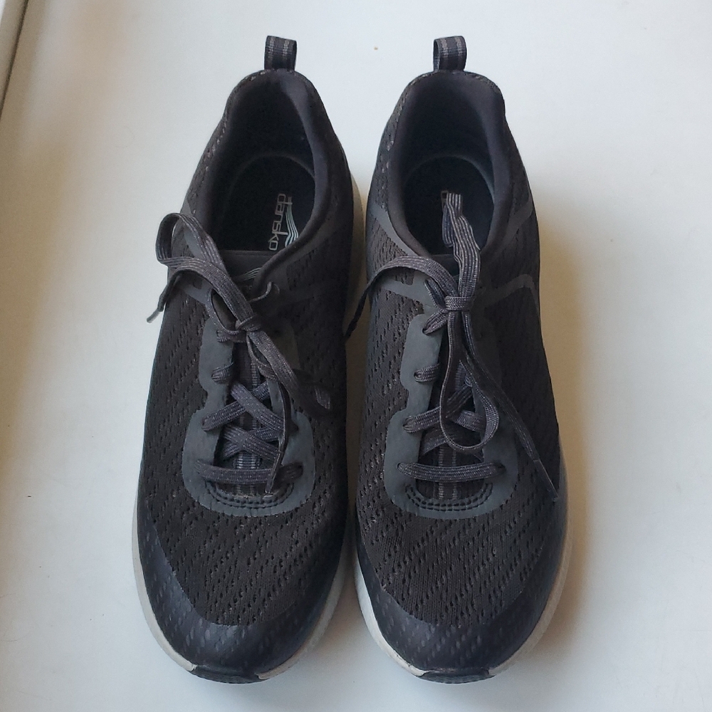 Dansko Women's Black Athletic Shoes 39